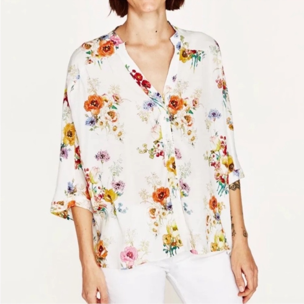 Zara Basic Floral Button Front Oversized Tunic Wh… - image 1